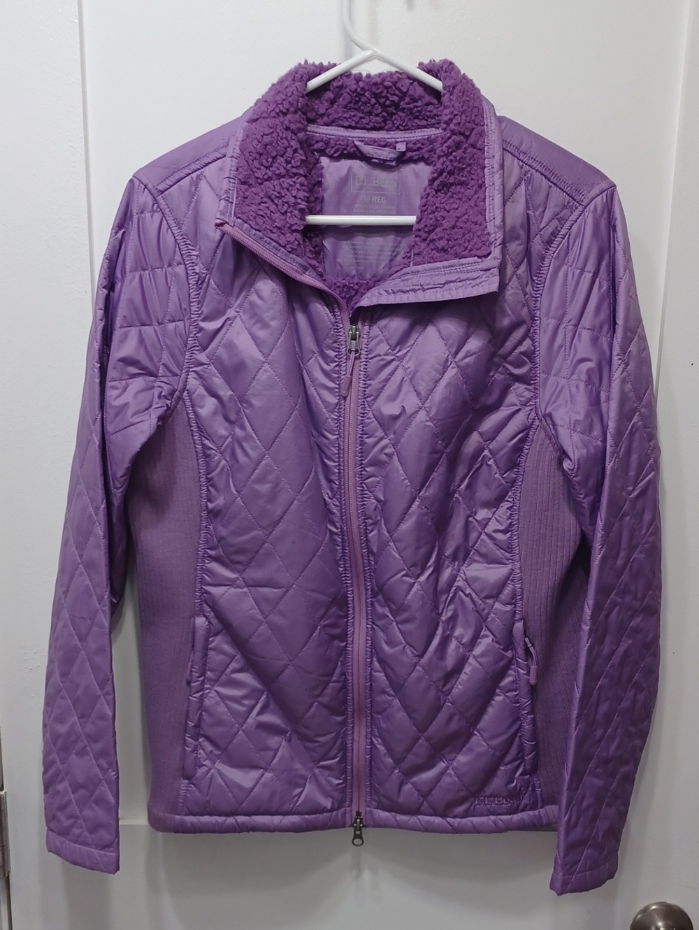 L.L. Bean Purple Lavender Athletic Jacket with Diamind Designs Faux Fur Lining M